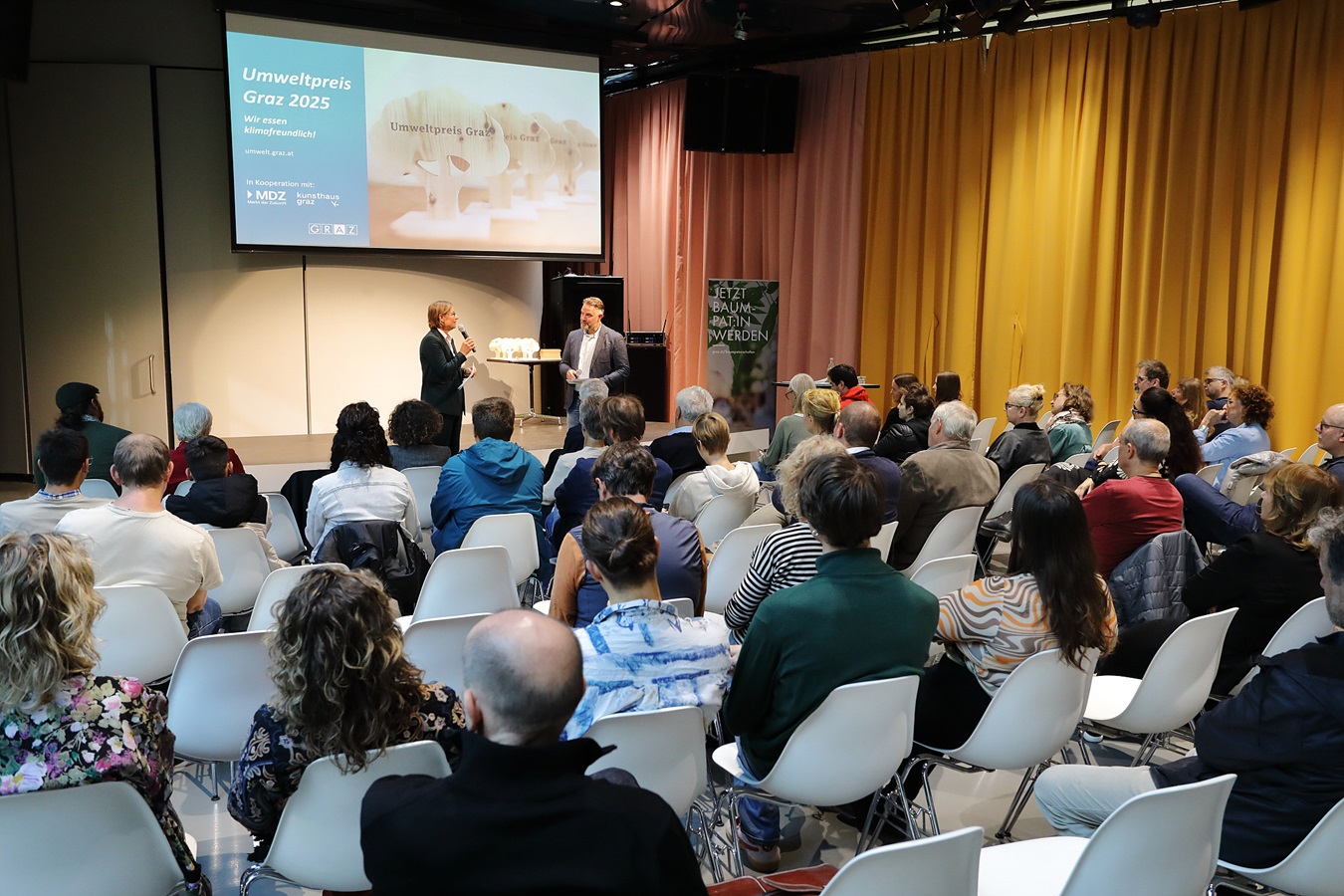 Volles Haus im Space 04